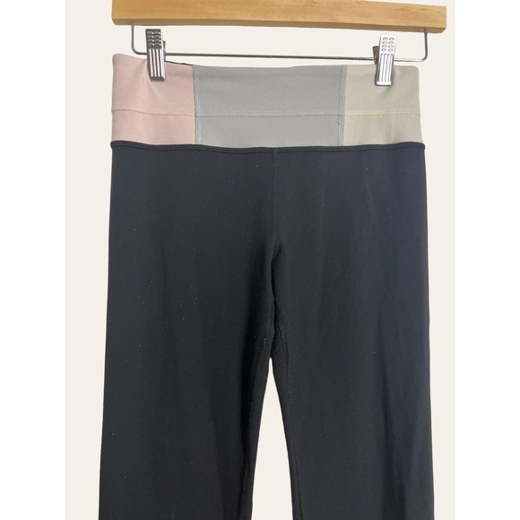 Lululemon Black Pink Groove Yoga Pants Size 4 Tall - Picture 3 of 5